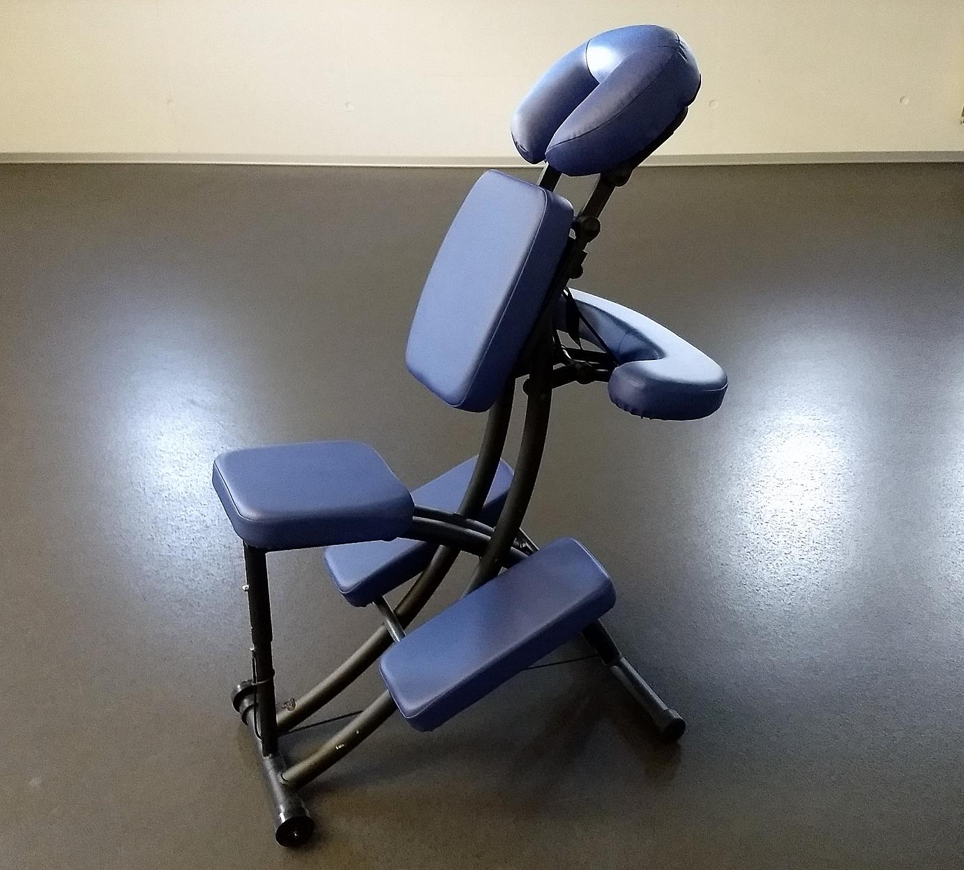 Massagestuhl blau mit Ninja